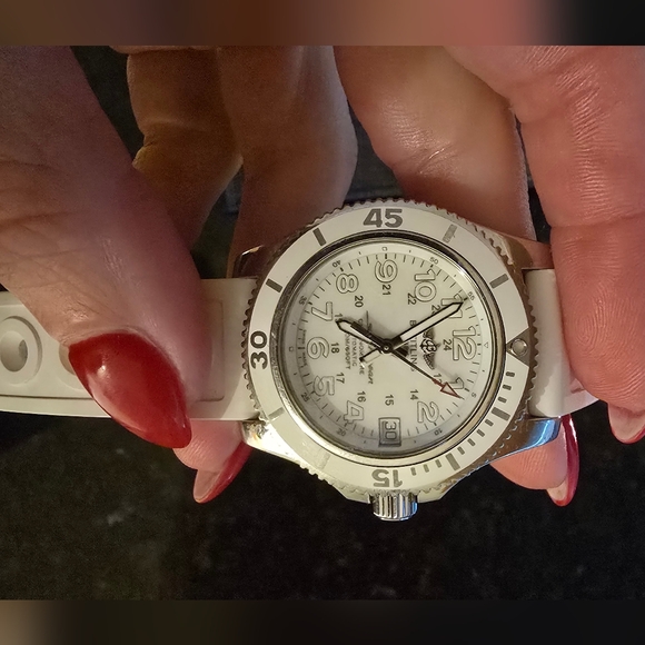 Breitling Super Ocean 36mm - Picture 1 of 10